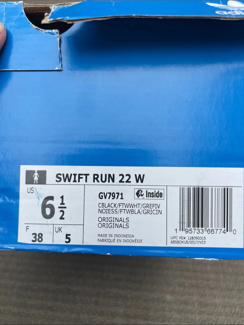 Adidas Women’s Swift Run 22 W Size 6.5 Athletic Shoes NWT